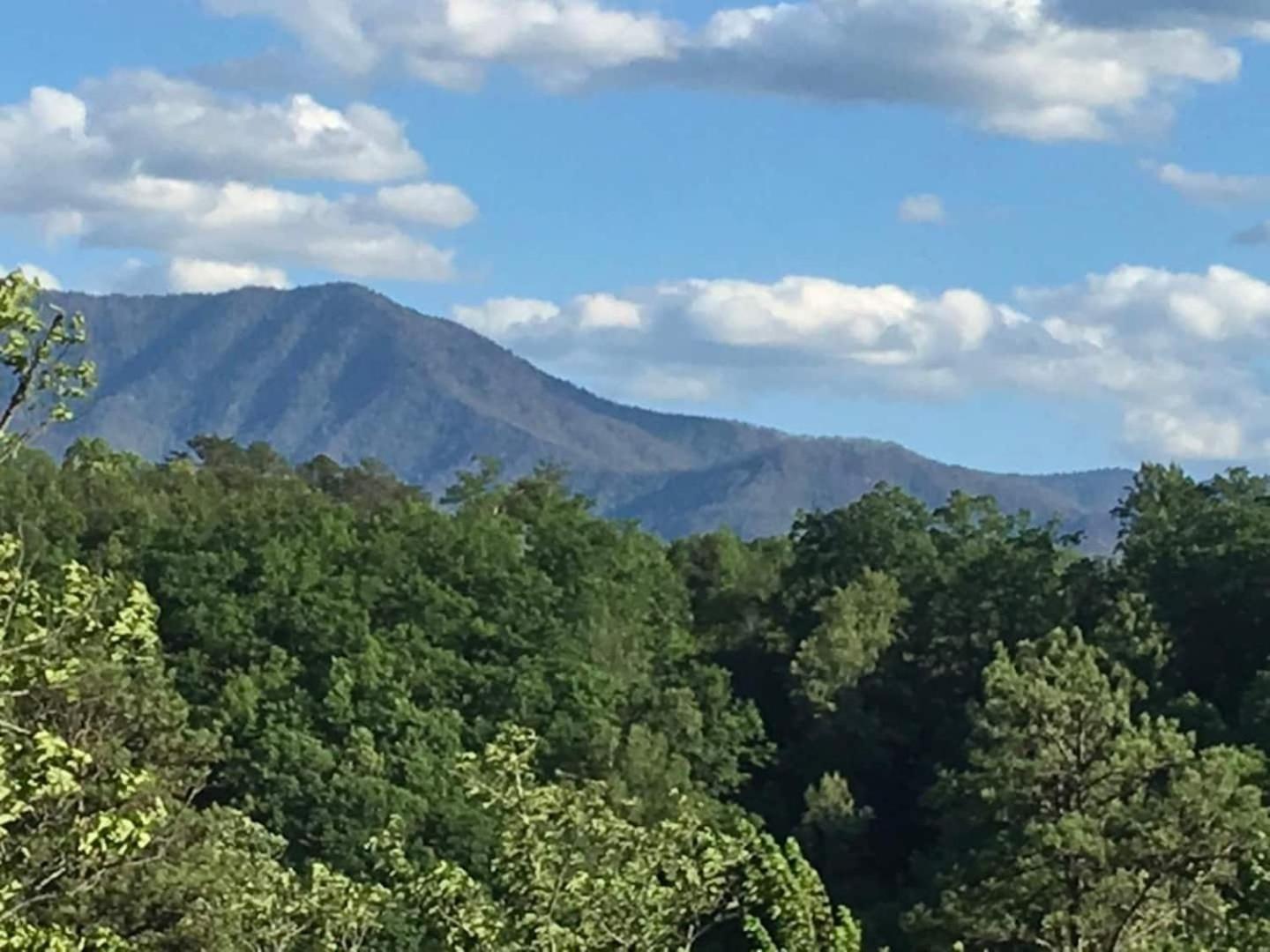 Romantic Mtn Cabin Hot Tub & Jacuzzi Views Sevierville Luaran gambar